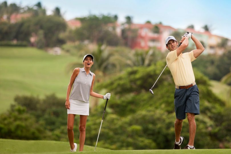 Couples-Playing-Golf