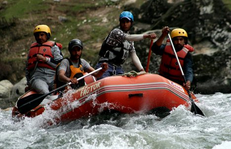 River rafting pahalgam
