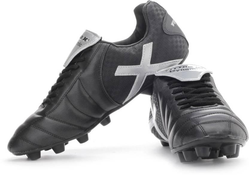 football shoes price under 500