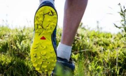 sports shoes for men under 1000