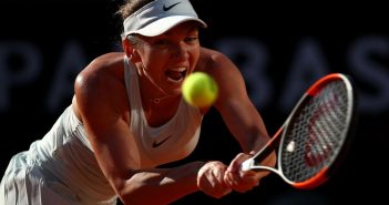 Know More About The Two-Handed Backhand In Tennis
