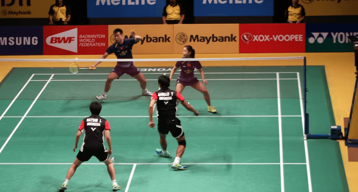 Everything You Need To Know About Badminton Doubles And How To Play Everything You Need To Know About Badminton Doubles And How To Play