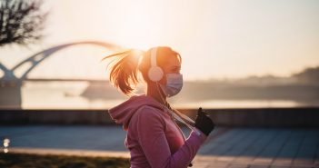 Is wearing a mask required while running