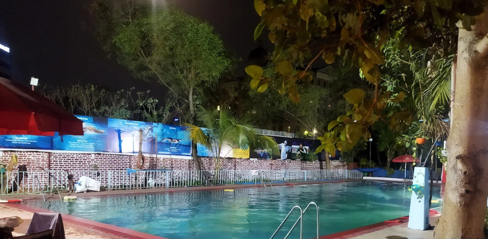 Connoisseurs Club Kumar City